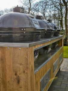 Aussenküchen für Gastronomie mit Mehrfach-Grill
